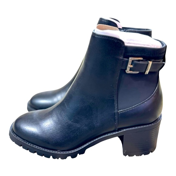 Market & Spruce Shoes - 🔥NWT’s~ Black Leather Ankle Boots~ Women’s size 7.5